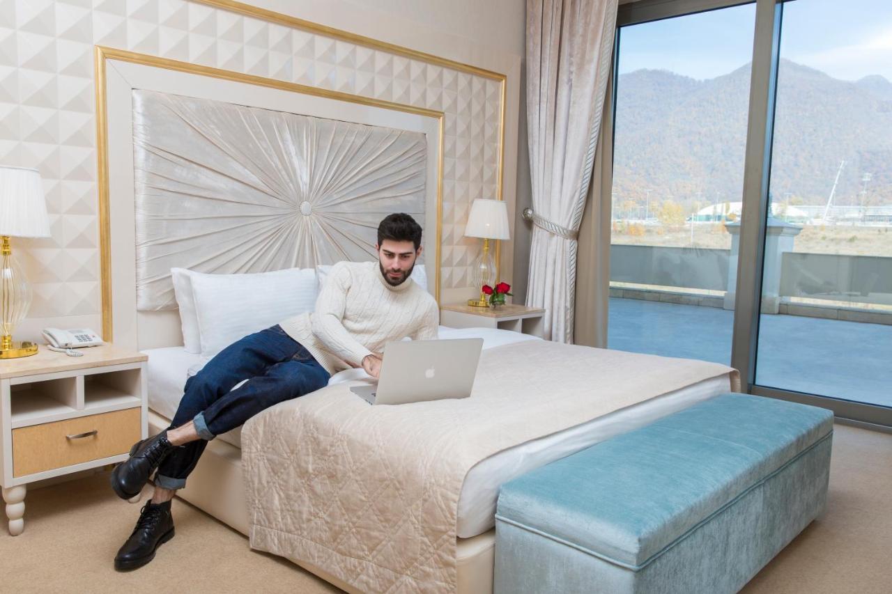 Gabala Garden Hotel Exterior photo A guest at the hotel