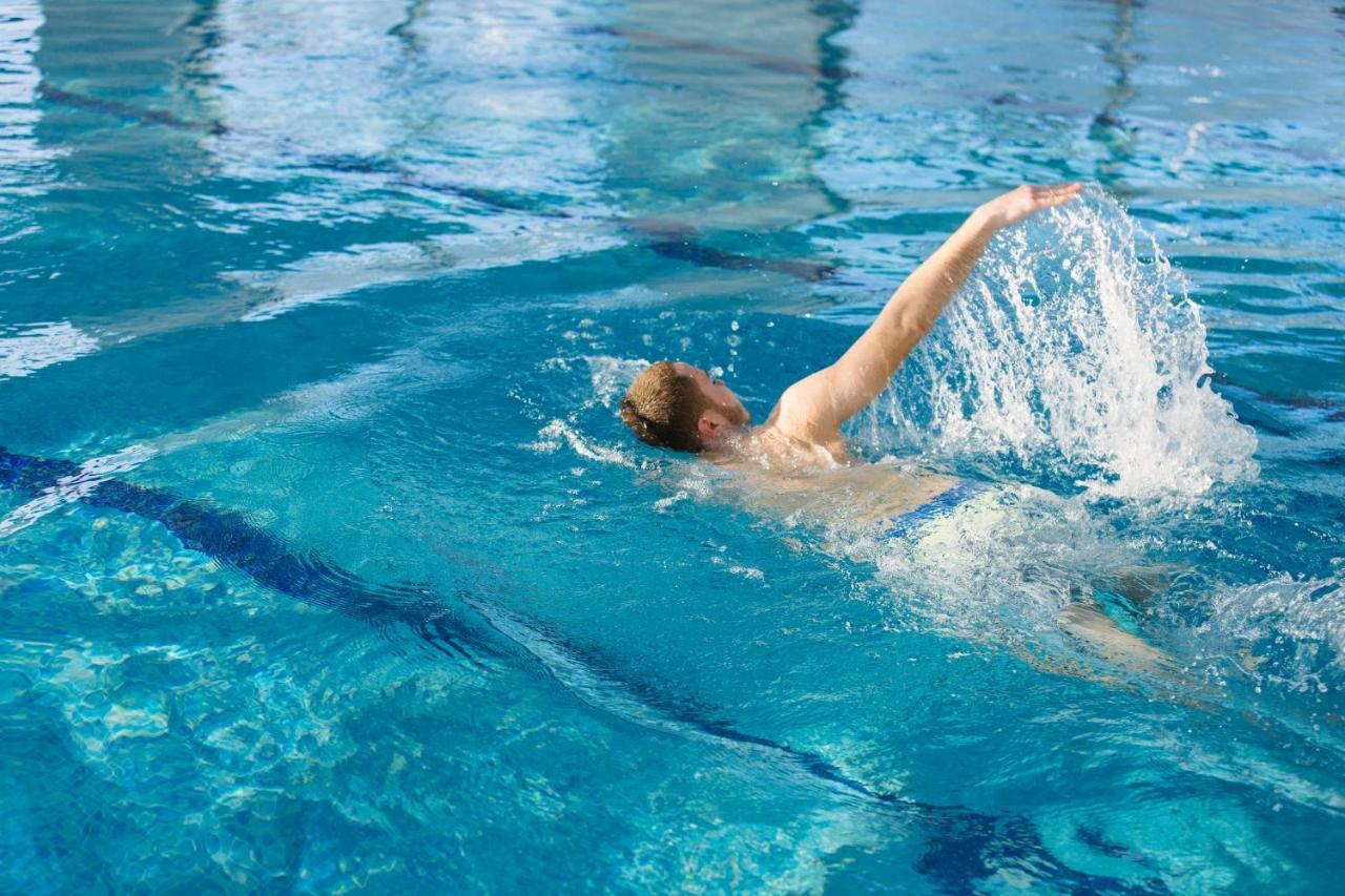 Gabala Garden Hotel Exterior photo Freestyle swimmer